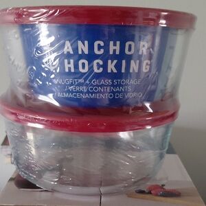 Anchor Hocking   Snugfit Glass Storage  Bowls with Red Lids Size  7 Cup Set Of 2